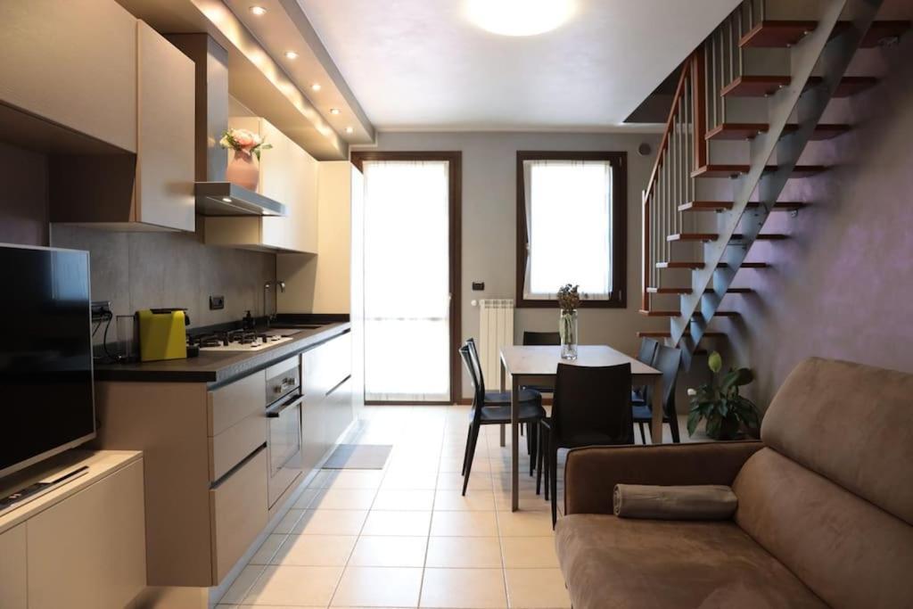 15 Min Padova Appartamento Moderno Travato Legnaro Екстериор снимка